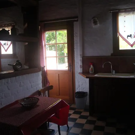 Holiday home Grande Ferme Renovee Avec Equipements Familiaux, Proche De Bergues Et Dunkerque - Fr-1-510-169 Quaedypre
